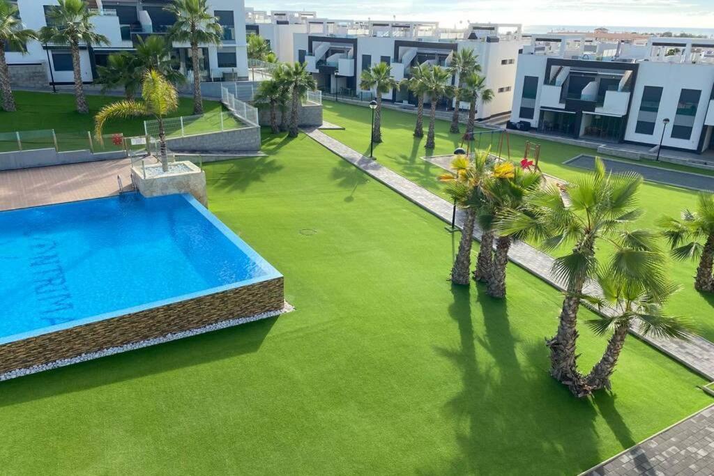 טורבייחה Luxury Penthouse Oasis Beach VIII Orihuela Costa Punta Prima מראה חיצוני תמונה
