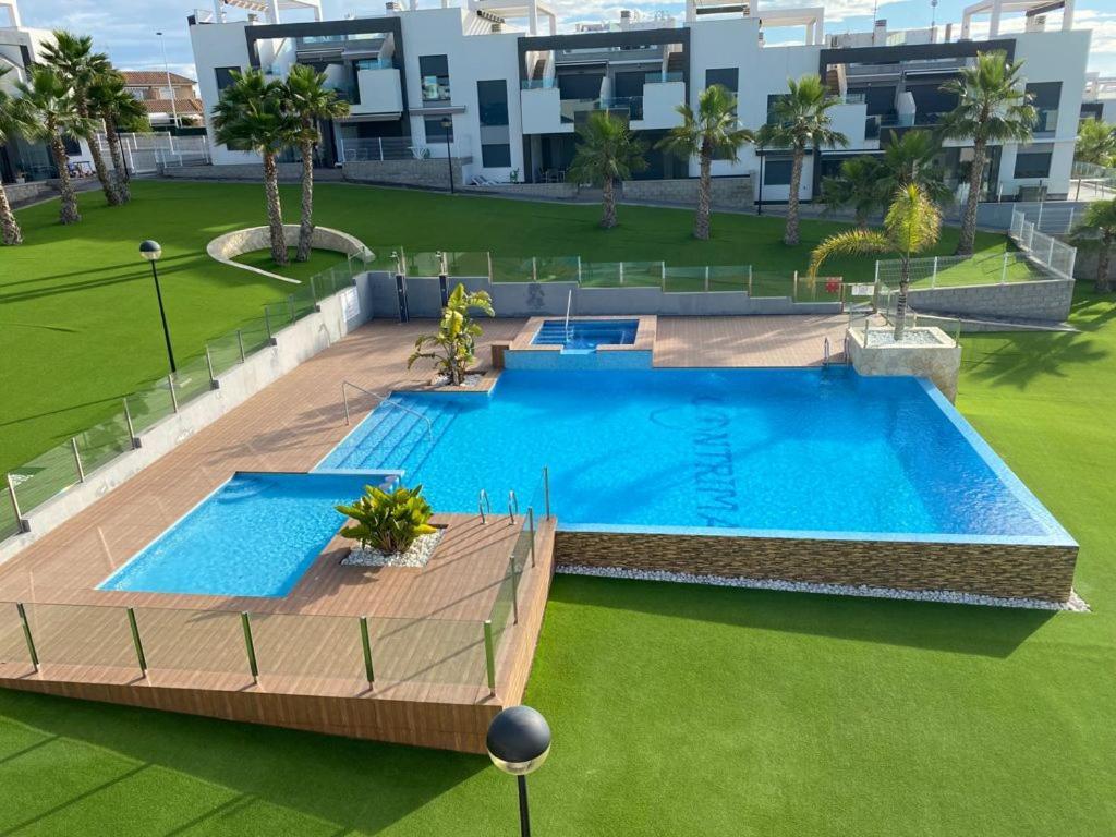 טורבייחה Luxury Penthouse Oasis Beach VIII Orihuela Costa Punta Prima מראה חיצוני תמונה
