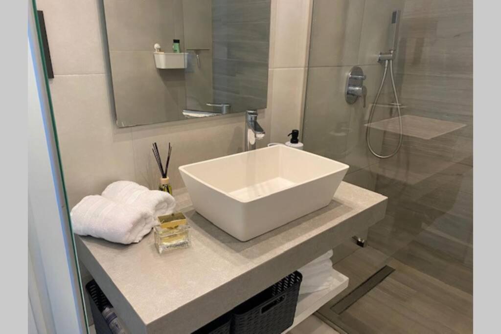 טורבייחה Luxury Penthouse Oasis Beach VIII Orihuela Costa Punta Prima מראה חיצוני תמונה