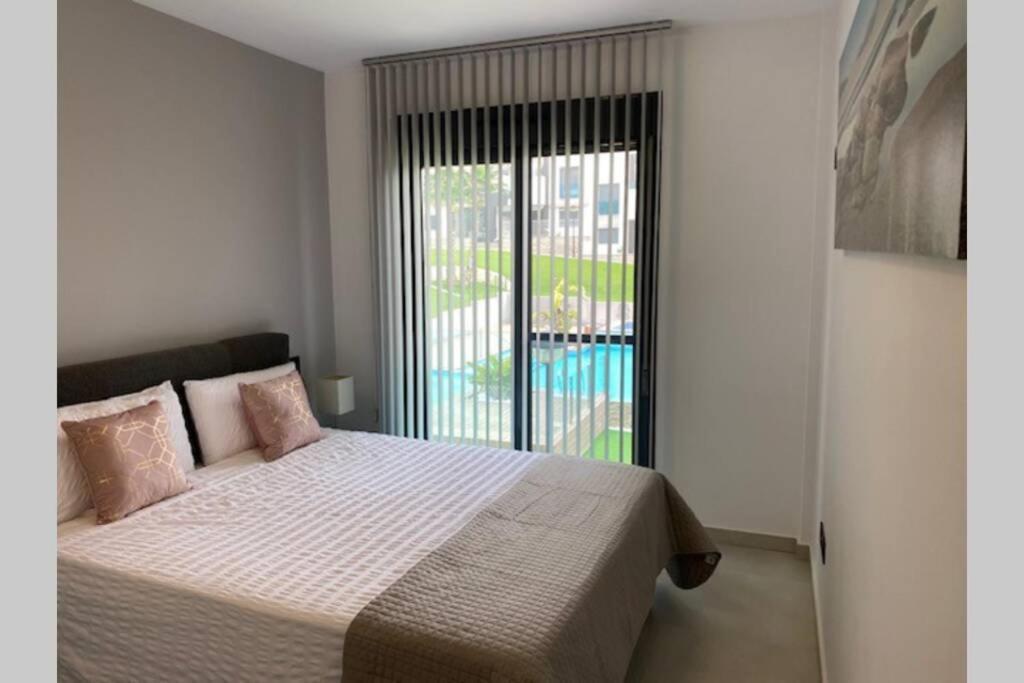 טורבייחה Luxury Penthouse Oasis Beach VIII Orihuela Costa Punta Prima מראה חיצוני תמונה