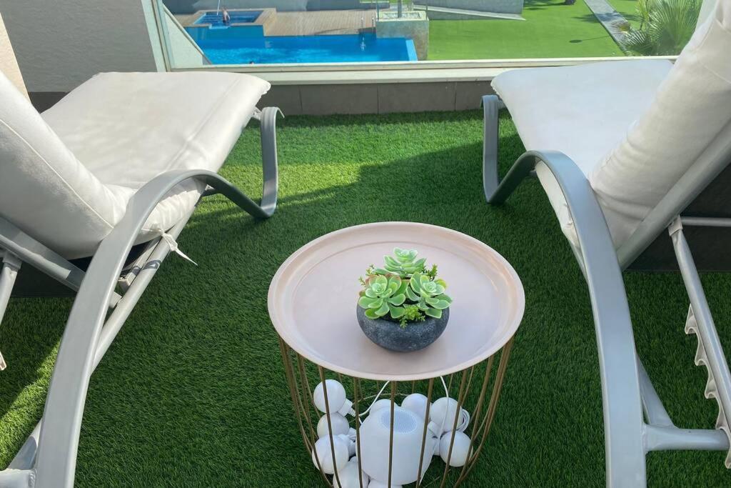 טורבייחה Luxury Penthouse Oasis Beach VIII Orihuela Costa Punta Prima מראה חיצוני תמונה