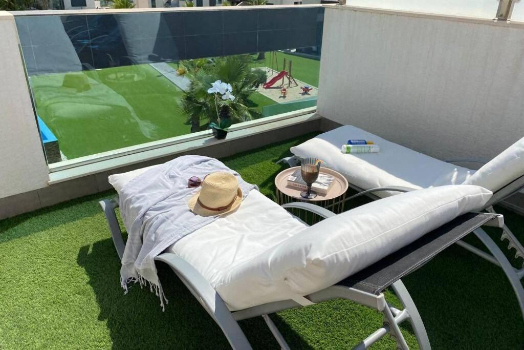 טורבייחה Luxury Penthouse Oasis Beach VIII Orihuela Costa Punta Prima מראה חיצוני תמונה