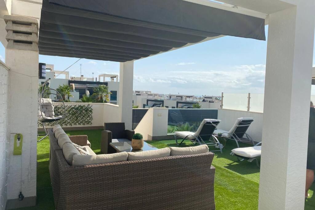 טורבייחה Luxury Penthouse Oasis Beach VIII Orihuela Costa Punta Prima מראה חיצוני תמונה