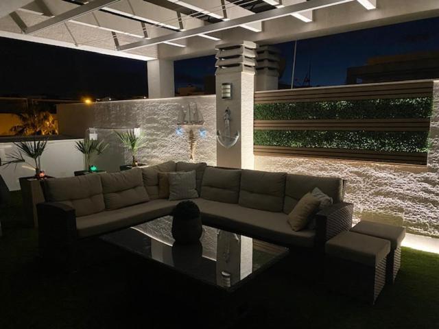 טורבייחה Luxury Penthouse Oasis Beach VIII Orihuela Costa Punta Prima מראה חיצוני תמונה